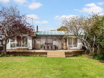 17 Shanley Crescent, Waiuku, Waiuku