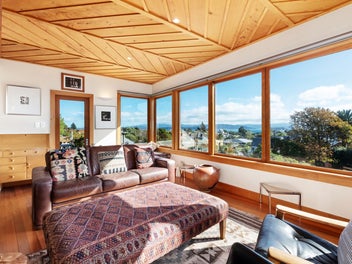 355 Muritai Road, Eastbourne, Lower Hutt