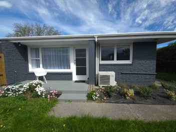 1/9 Curletts Road, Sockburn, Christchurch