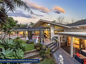 18 Oakford Park Crescent, Greenhithe, Auckland