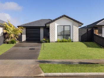 11 Tiria Drive, Papamoa Beach, Papamoa