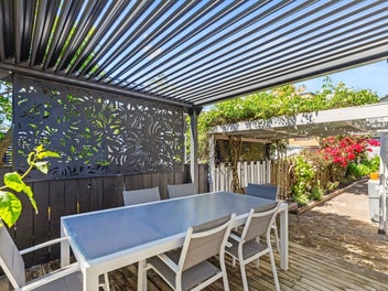 1040 Papamoa Beach Road, Papamoa Beach, Papamoa