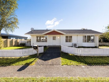 3 Cowen Place, Chartwell, Hamilton