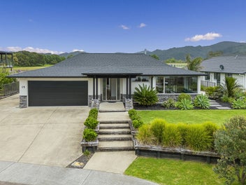 15 Lady Jocelyn Place, Whitianga