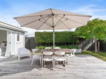 205A Ocean Road, Whangamata