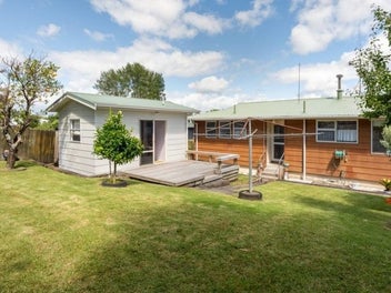 4 Bush Street, Gate Pa, Tauranga