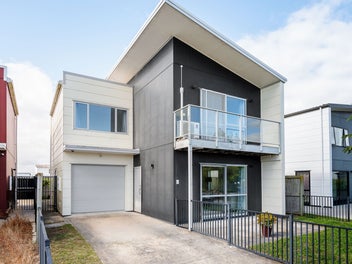 19 Anna Jean Crescent, Flagstaff, Hamilton