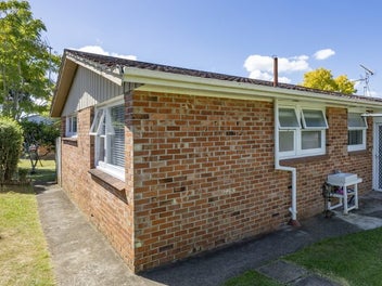 4/13 Kings Road, Panmure, Auckland