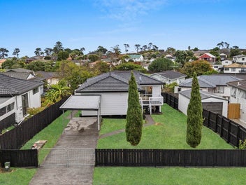 2/14 Silver Creek Road, Weymouth, Auckland