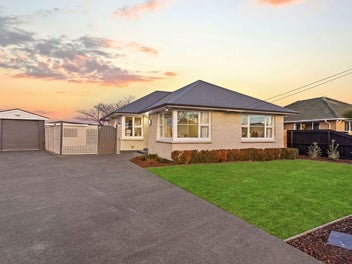15 Vivian Street, Burwood, Christchurch
