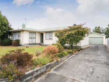 24 Anakiwa Street, Kelvin Grove, Palmerston North