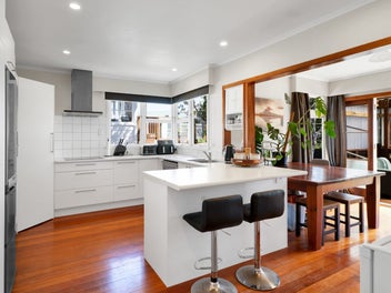 542 Devon Street West, Blagdon, New Plymouth