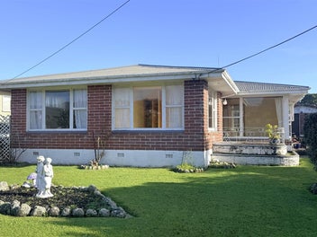 7 Gilbert Road, Paroa, Greymouth