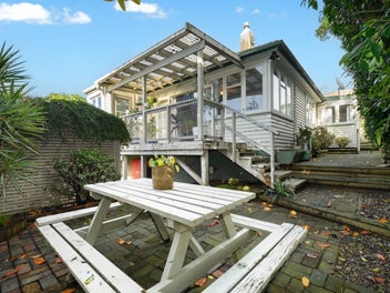 9A Dunkirk Street, Gate Pa, Tauranga