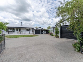 25B Clifton Avenue, Carterton, Carterton
