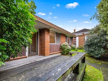 3/231 Queens Road, Panmure, Auckland