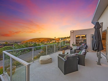 8 Quarry Hill Terrace, Kennedys Bush, Christchurch