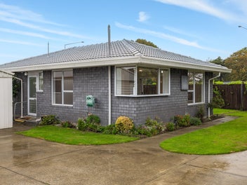 2/15 Dumfries Drive, Hei Hei, Christchurch