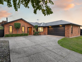 5 Belgrave Court, Huntington, Hamilton