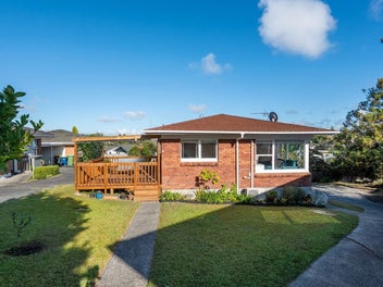 28A Sunnynook Road, Sunnynook, Auckland
