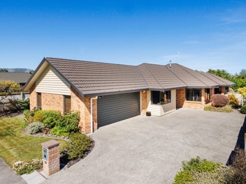 23 Johnstone Drive, Fitzherbert, Palmerston North