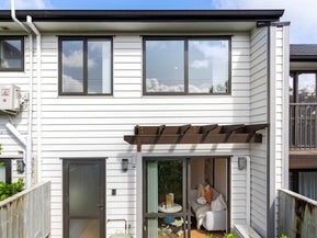 12 Peony Mews, Oteha, Auckland