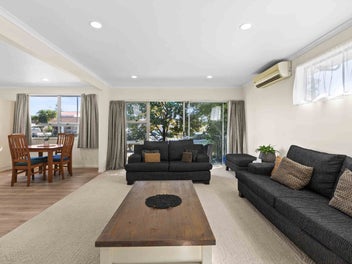 2/30 Chester Street, TARADALE, NAPIER