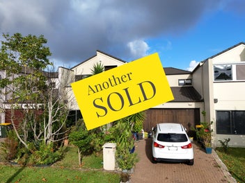 7 Spalding Rise, Golflands, Auckland