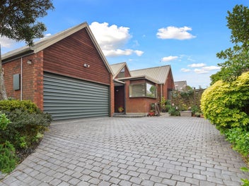2/6 Cricklewood Place, Avonhead, Christchurch