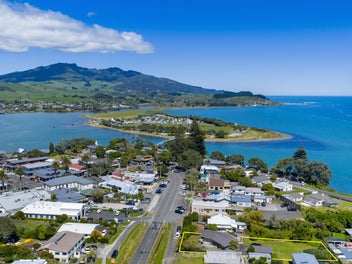 20 Wallis Street, Raglan, Raglan