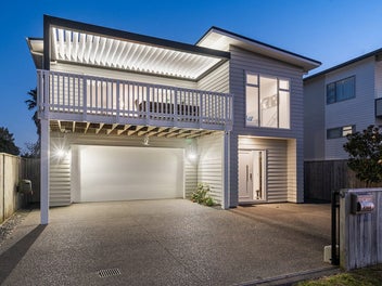 856A Papamoa Beach Road, Papamoa Beach, Papamoa