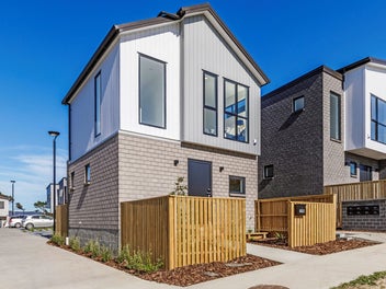 140B Tiriwa Drive, Massey, Auckland
