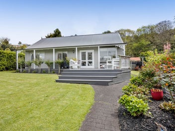 17 Thames Street, Welbourn, New Plymouth