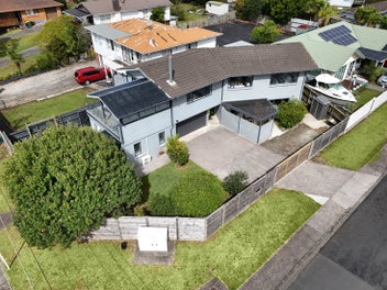 2A Redwood Drive, Massey, Auckland