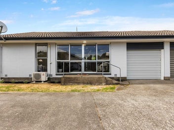 2/14 Hayton Road, Wigram, Christchurch
