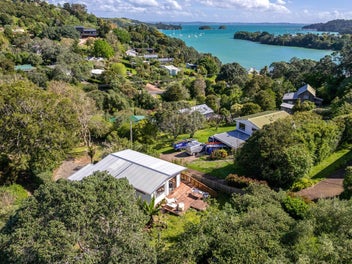 28 Ostend Road, Ostend, Waiheke Island