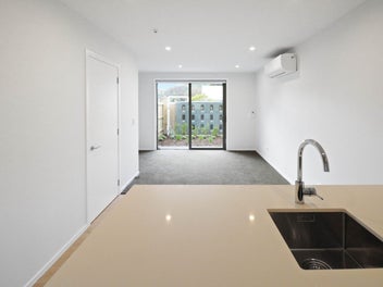 7/16 Sladden Street, Naenae, Lower Hutt