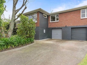 13 Ramillies Place, Glenfield, Auckland