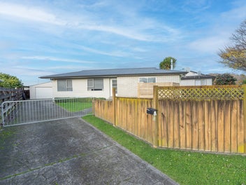 21 Carter Crescent, Awapuni, Palmerston North