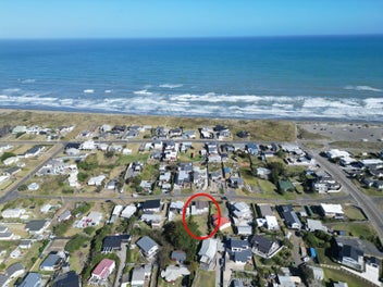 13 Nelson Street, Foxton Beach, Foxton