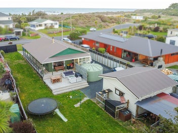18 Palmer Place, Taieri Beach, Taieri Beach