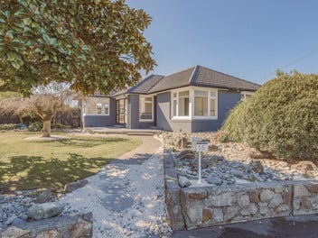 15 Quebec Place, Wainoni, Christchurch