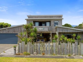 13 Scott Avenue, Otaki Beach, Otaki