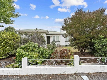 11 Gordon Street, Lansdowne, Masterton