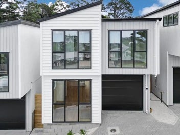 11B Trengove Place, West Harbour, Auckland