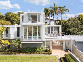 10 Fern Glen Road North, Saint Heliers, Auckland