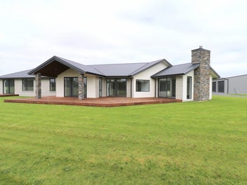 33 Billy Way, West Plains, Invercargill