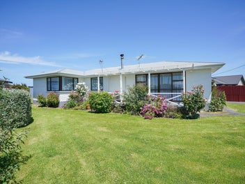 42 Aloway Street, Wallacetown, Wallacetown