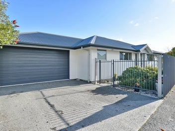 1/28 Kirsten Place, Parklands, Christchurch