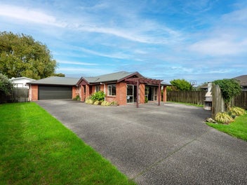17 Courtenay Place, Owhata, Rotorua